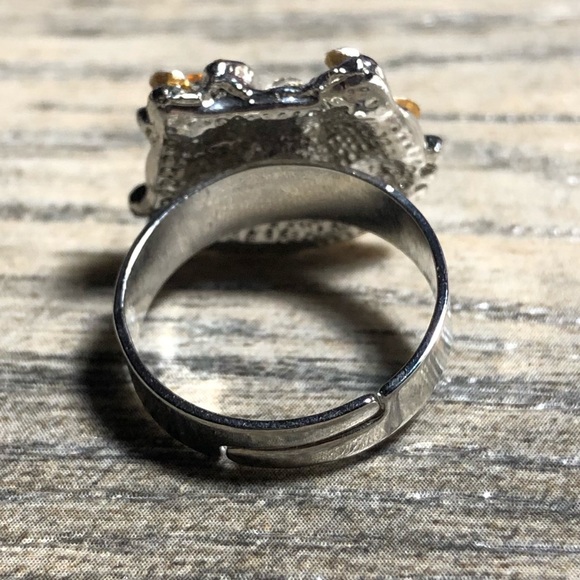 Hello Kitty Rhinestone Ring - Picture 3 of 5